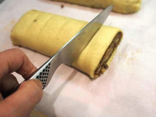 “肉桂卷，培根，波本威士忌和榛子”