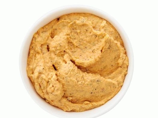 “鹰嘴豆泥与披萨风味的照片”