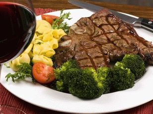 “烤箱里的牛排”