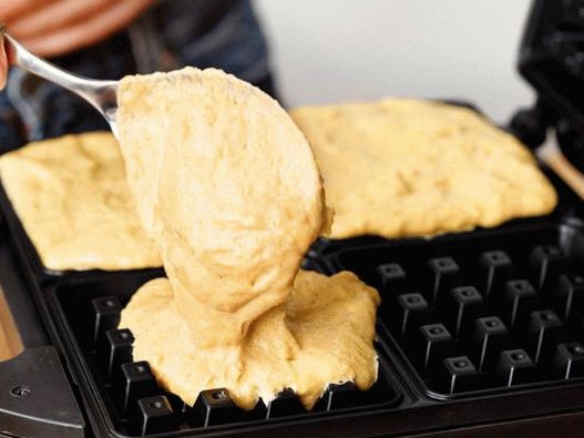 “7.用华夫饼干烹饪南瓜华夫饼干”