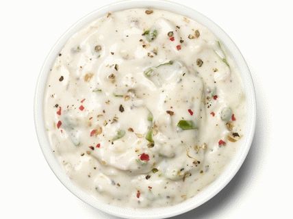 “照片蛋黄酱配青葱和辣椒的混合物”