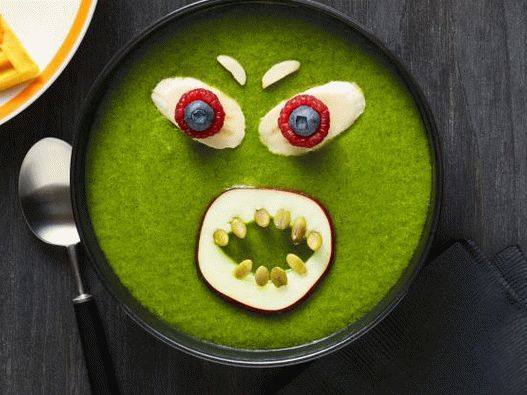 “冰沙杯里的照片怪物”