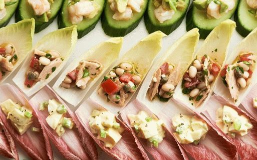 “照片虾沙拉”