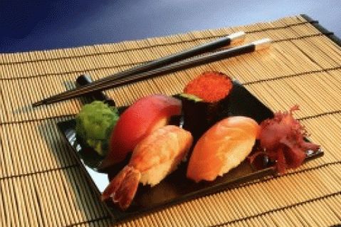 “日式餐桌布置”