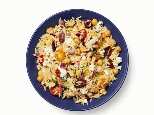 “照片地中海沙拉配orzo