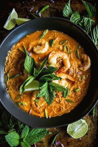 “照片泰国红咖喱虾”