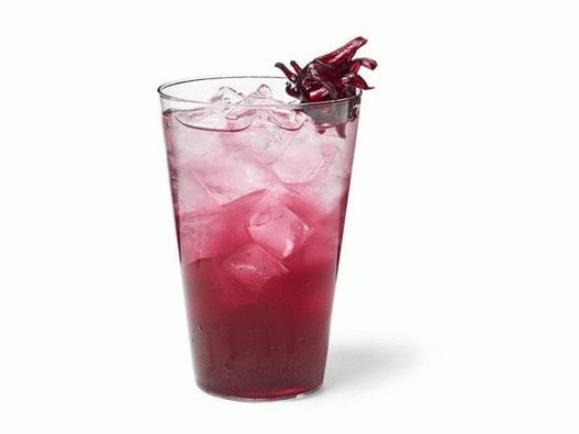 “照片伏特加与滋补品和木槿和石灰的味道”